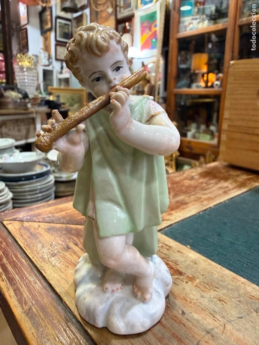 Antiquit&eacute;s: ANTIGUO Y PRECIOSO ANGEL QUERUBIN CON INSTRUMENTO MUSICAL DE PORCELANA - MEDIDA 12 CM