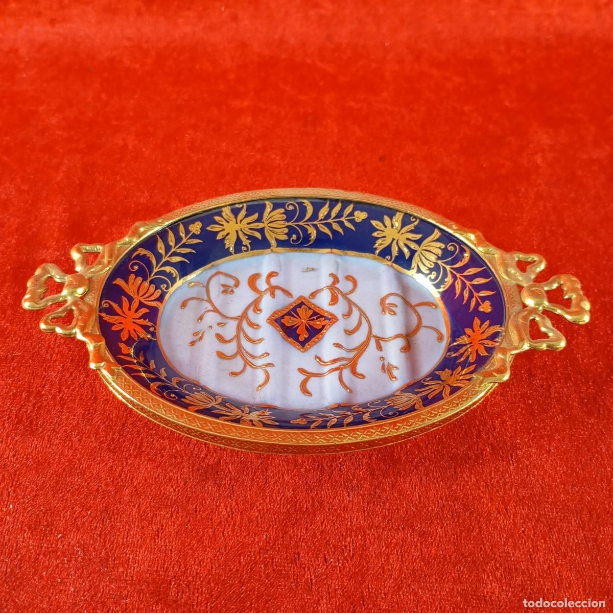 Antig&uuml;edades: PRECIOSA BANDEJA DECORATIVA DE PORCELANA - DISE&Ntilde;O IMARI - 15,5 X 10 CM / 2202