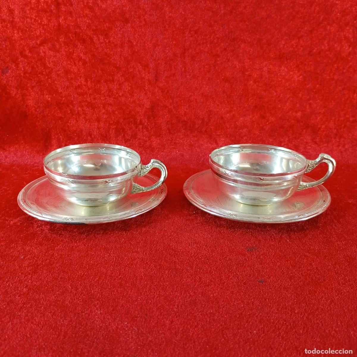 Antig&uuml;edades: PAREJA DE TAZAS DE CAF&Eacute; O T&Eacute; CON PLATO - DE METAL PLATEADO O SIMILAR - VER DESCRIPCI&Oacute;N / 2205
