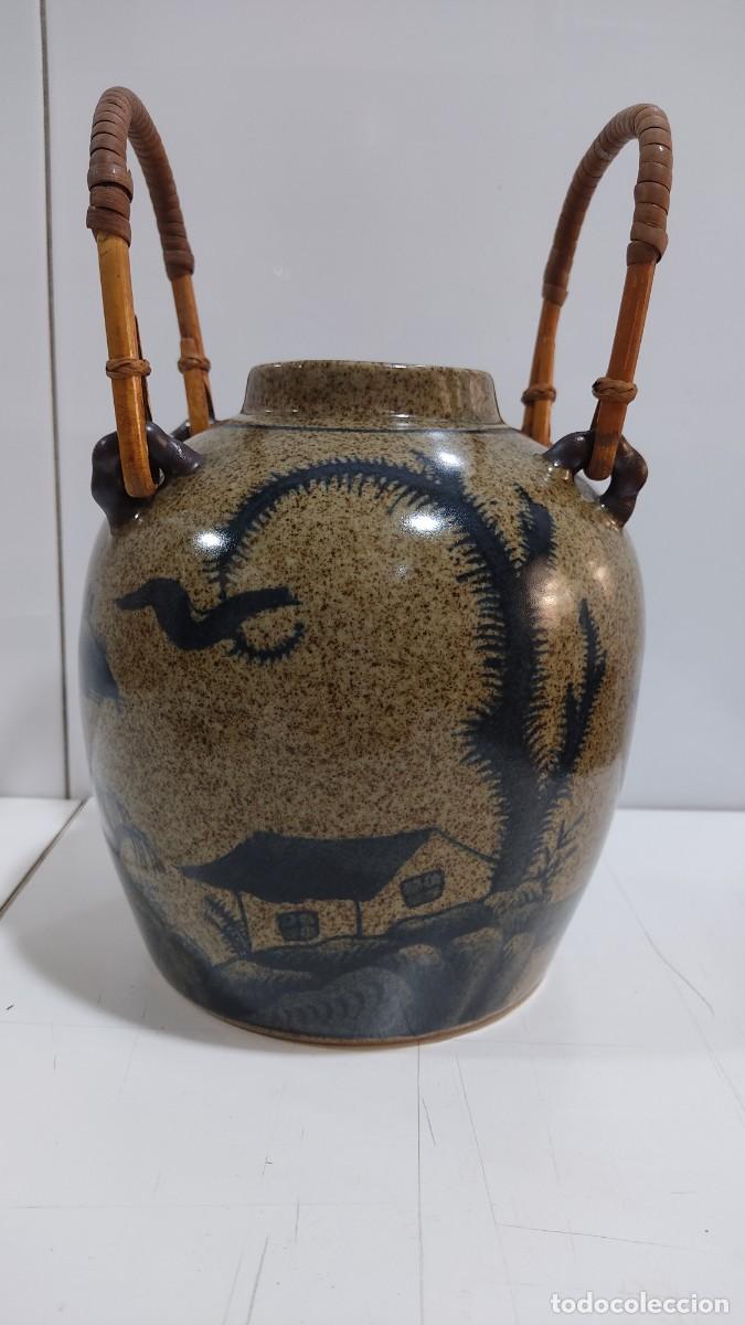 Antig&uuml;edades: 1209 RECIPIENTE CHINO DE CERAMICA VIDRIADA, DECORADO A MANO EN TONOS AZULES, A&Ntilde;OS 80
