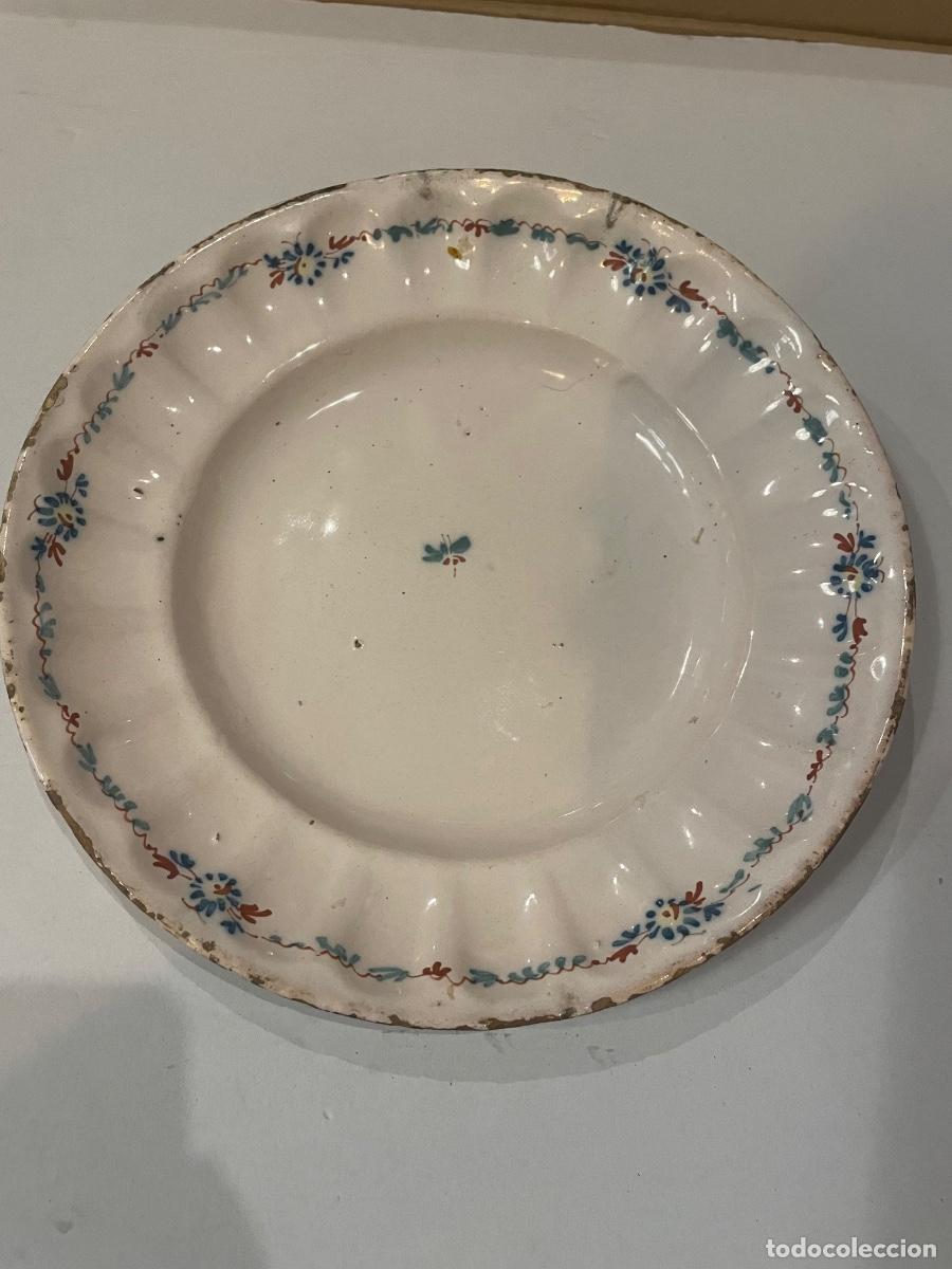 Antig&uuml;edades: ALCORA - ANTIGUO PLATO ALCORA , SERIE DEL RAMITO S. XVIII . BUEN ESTADO NINGUNA RESTAURACI&Oacute;N