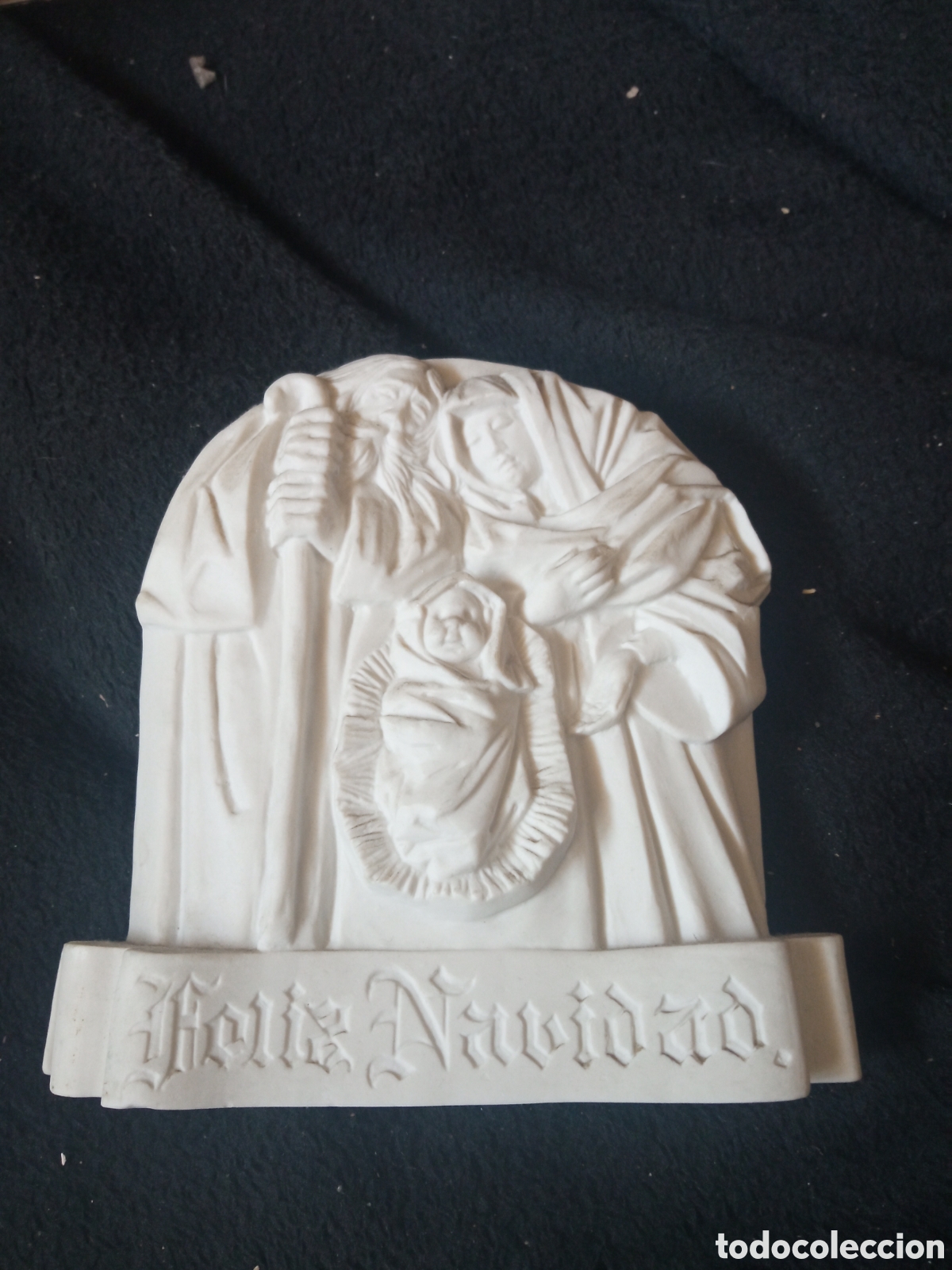 Antig&uuml;edades: Figura de porcelana de Algora, Feliz Navidad, mide 12,5x12cm