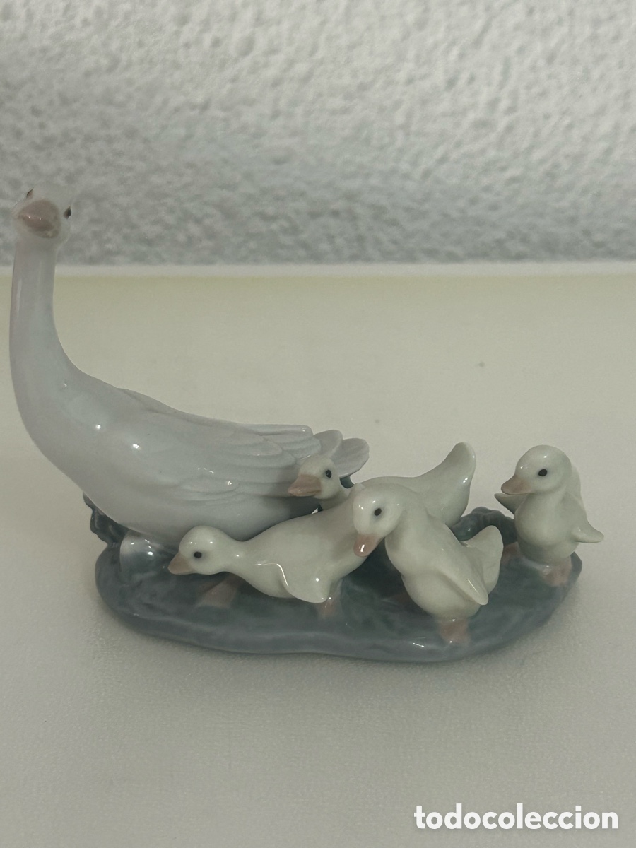 Antig&uuml;edades: Figura Lladr&oacute; patos porcelana a&ntilde;os 70