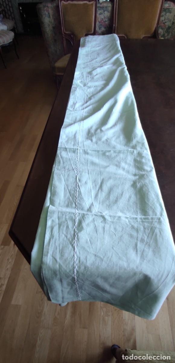 Antig&uuml;edades: SABANA ENCIMERA / S&Aacute;BANA ANTIGUA VINTAGE VERDE AGUA CON VAINICA O REPULGO - 200 x 116 cm