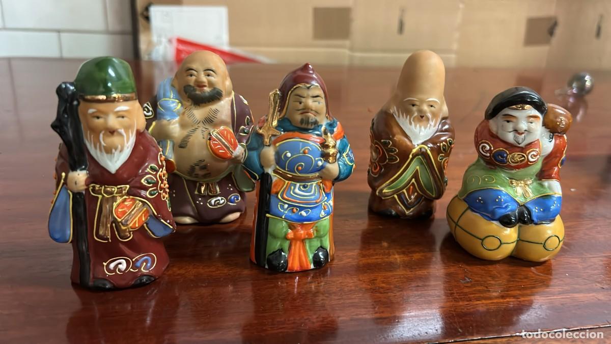Antig&uuml;edades: FIGURAS DE PORCELANA CHINA DE 10 CMS. DE ALTURA