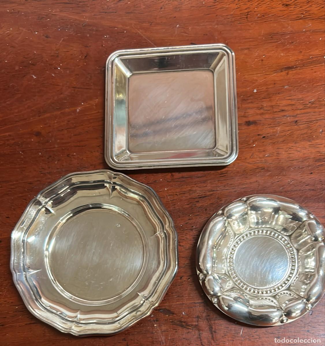 Antig&uuml;edades: BANDEJAS MINI PLATEADAS DE 9 CMS. DE DIAMETRO LA MAYOR