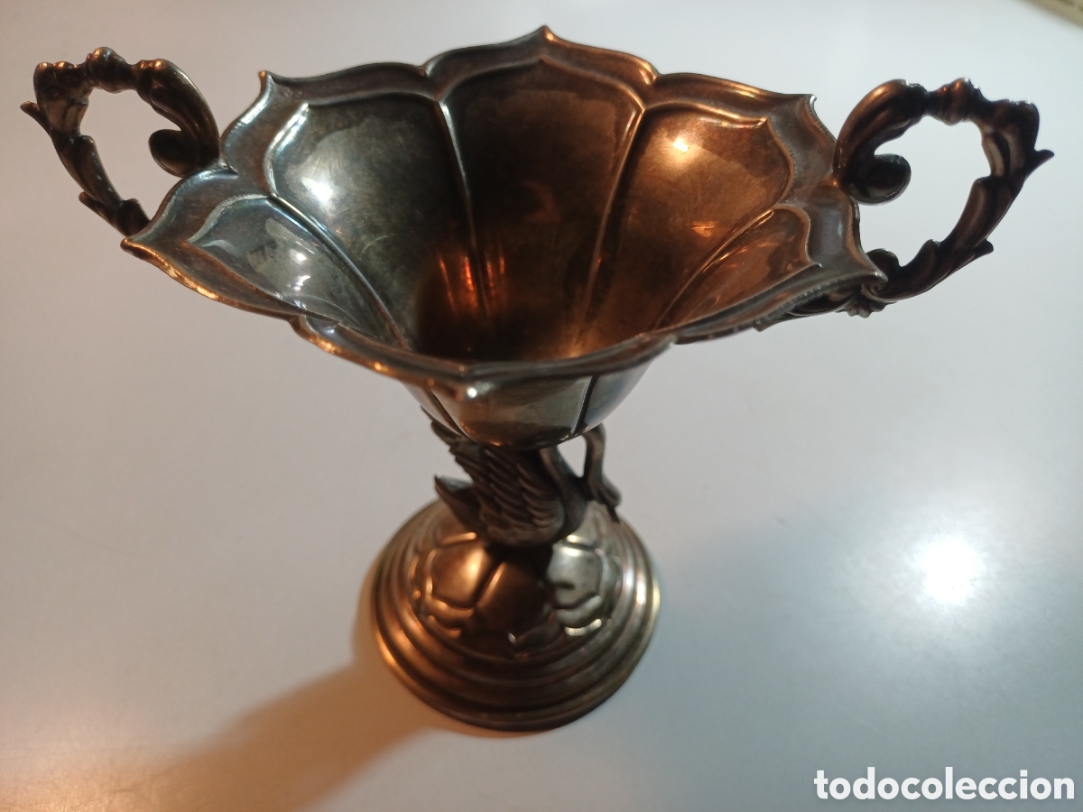Antig&uuml;edades: Copa o trofeo de plata contraste estrella 101 gramos buena p&aacute;tina