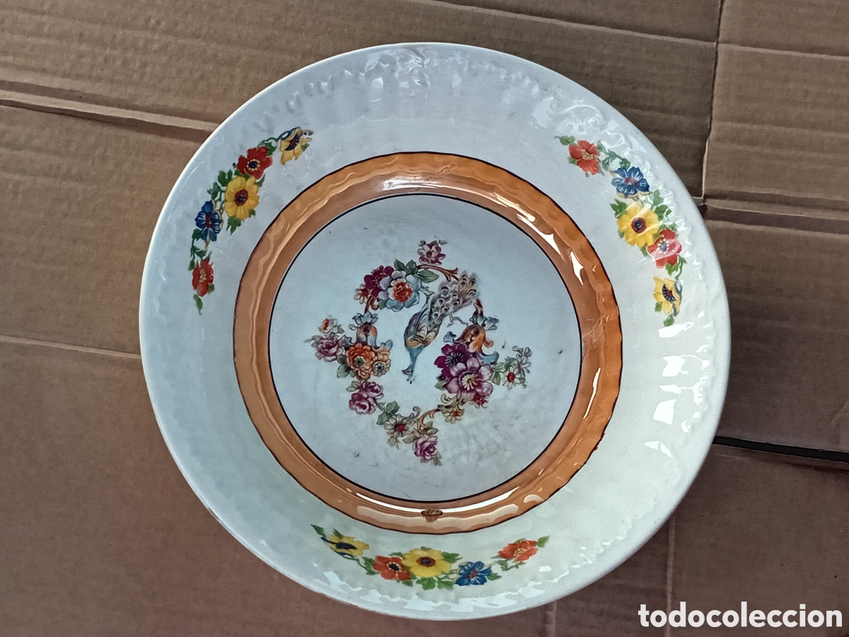 Antig&uuml;edades: ANTIGUA FUENTE FAISAN CHINA OPACA SAN JUAN DE AZNALFARACHE. MIDE 28 CM DIAMETRO X 7 CM ALTO