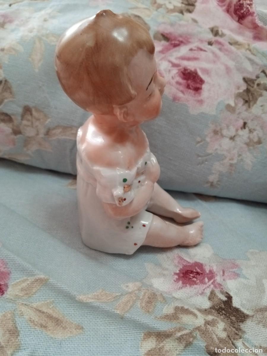 Antig&uuml;edades: Figura beb&eacute; de piano en brillo - Foto 2