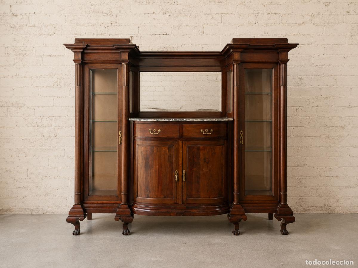Antiques: Vitrina antigua estilo ingl&eacute;s Chippendale. Gran aparador antiguo, mueble de sal&oacute;n antiguo Victoriano