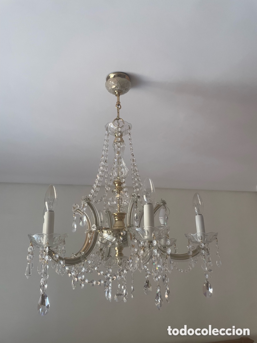 Antig&uuml;edades: L&aacute;mpara ara&ntilde;a de cristal