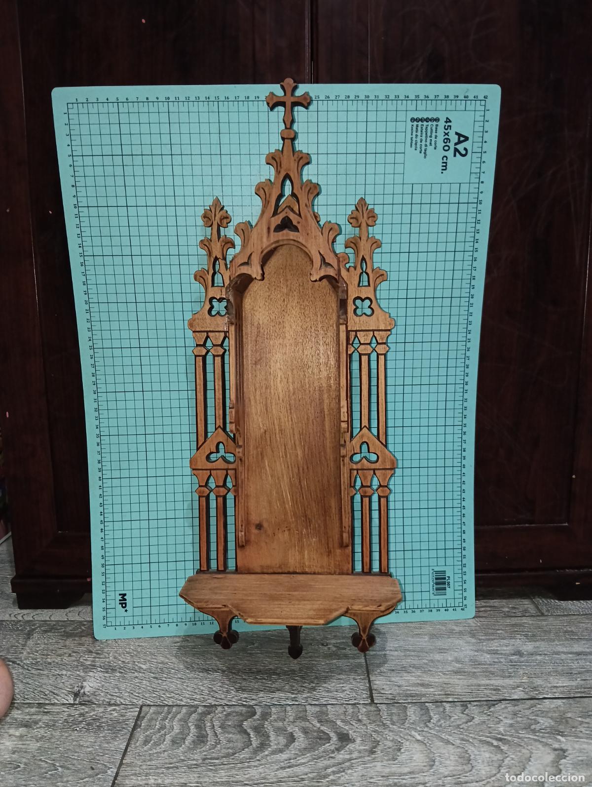 Antig&uuml;edades: Repisa hornacina para Santo Virgen capilla madera neog&oacute;tica estilo g&oacute;tico altar miniatura S.XIX/XX