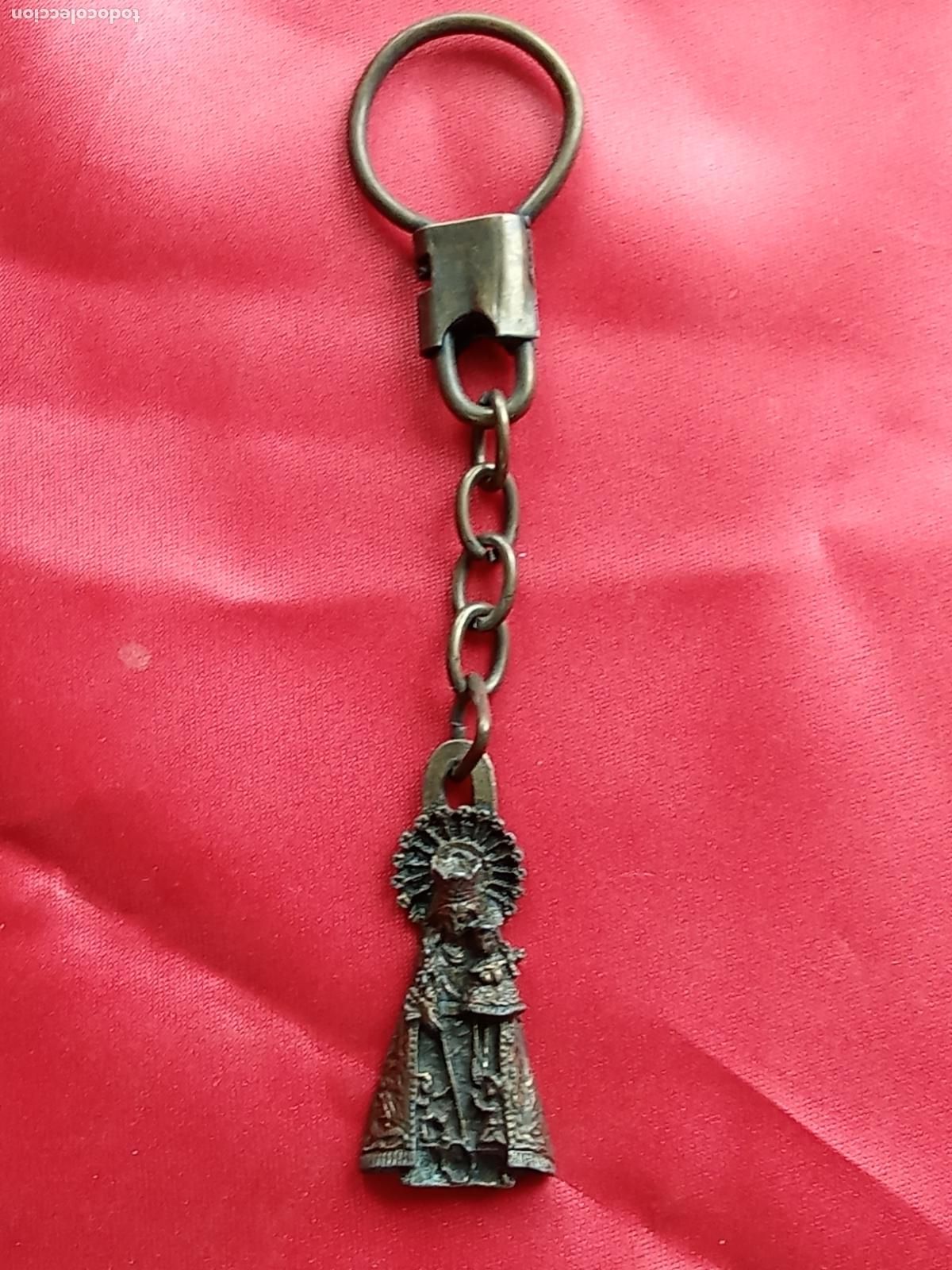 Antig&uuml;edades: Llavero virgen desamparadas C. Llaveros