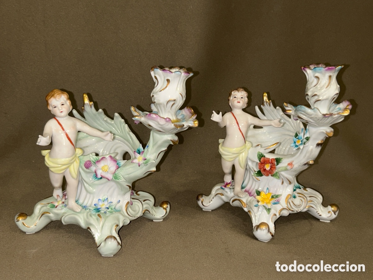 Antig&uuml;edades: PAREJA DE CANDELABROS DE PORCELANA ALEMANA MEISESEN, QUERUBINES *VER FOTOS*