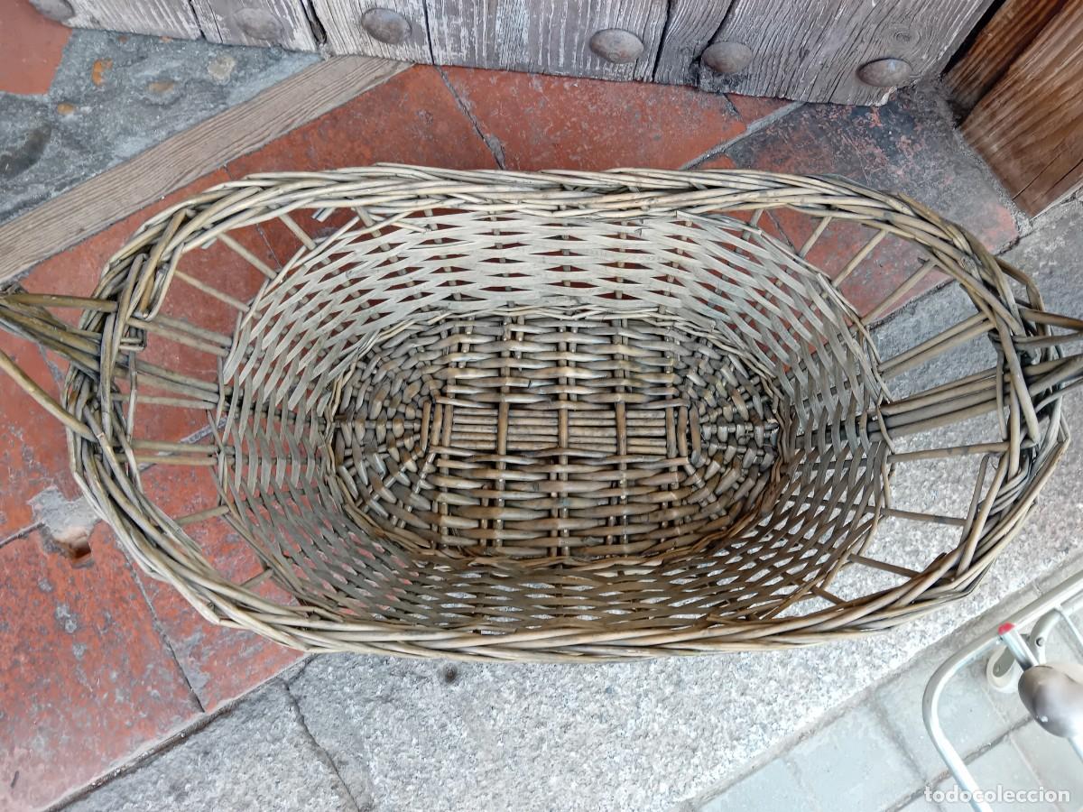 Antig&uuml;edades: Cesta de mimbre antigua - Foto 5