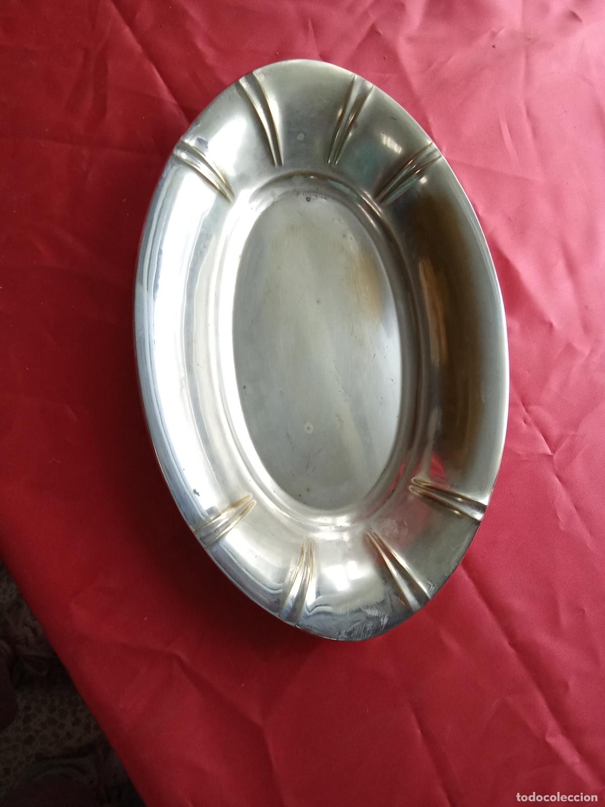 Antig&uuml;edades: Bandeja ovalada sello M. E. Mtl Plateado G. Caja 6