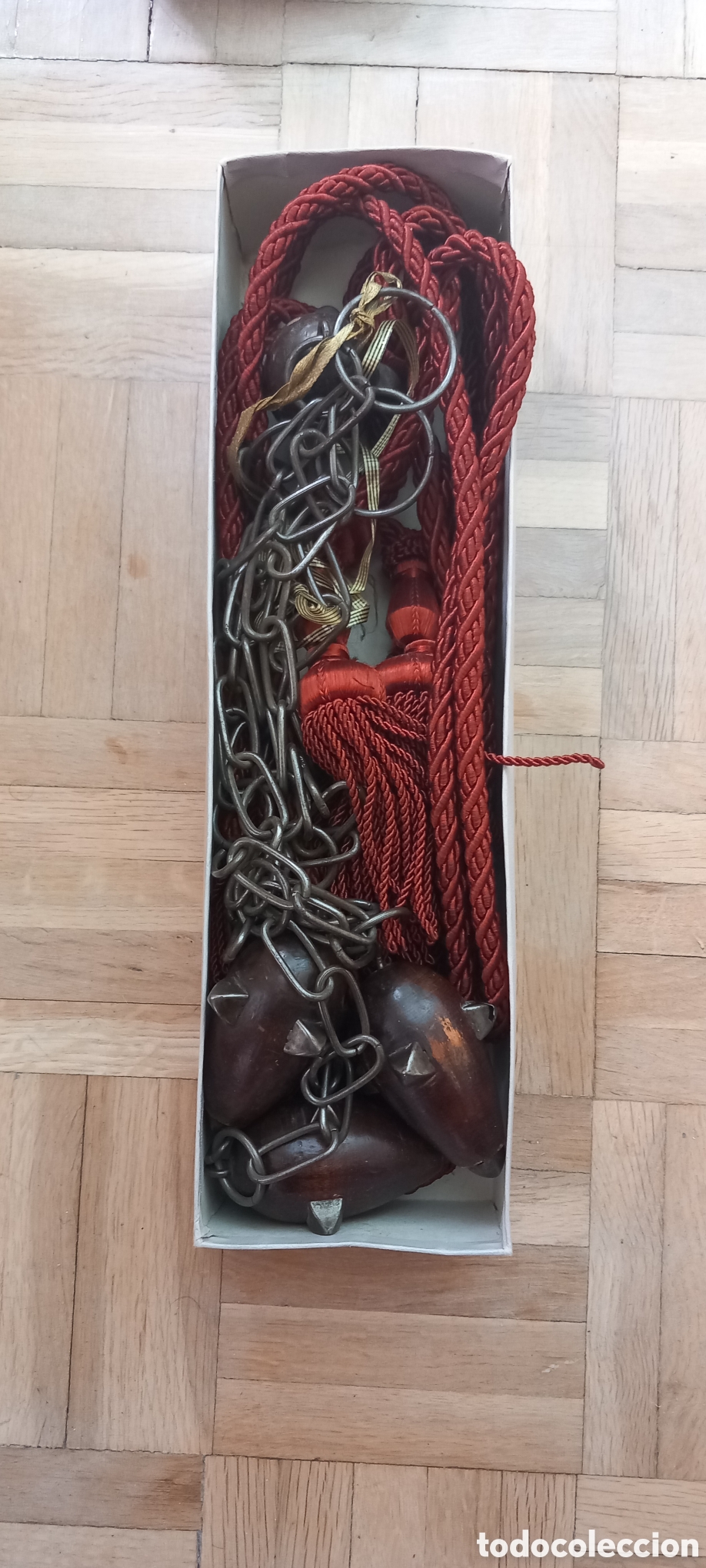 Antig&uuml;edades: Kit de penitencia y castidad
