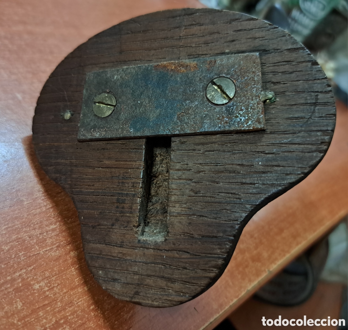 Antig&uuml;edades: Cuerno de toro con base para colgar llaves - Foto 6
