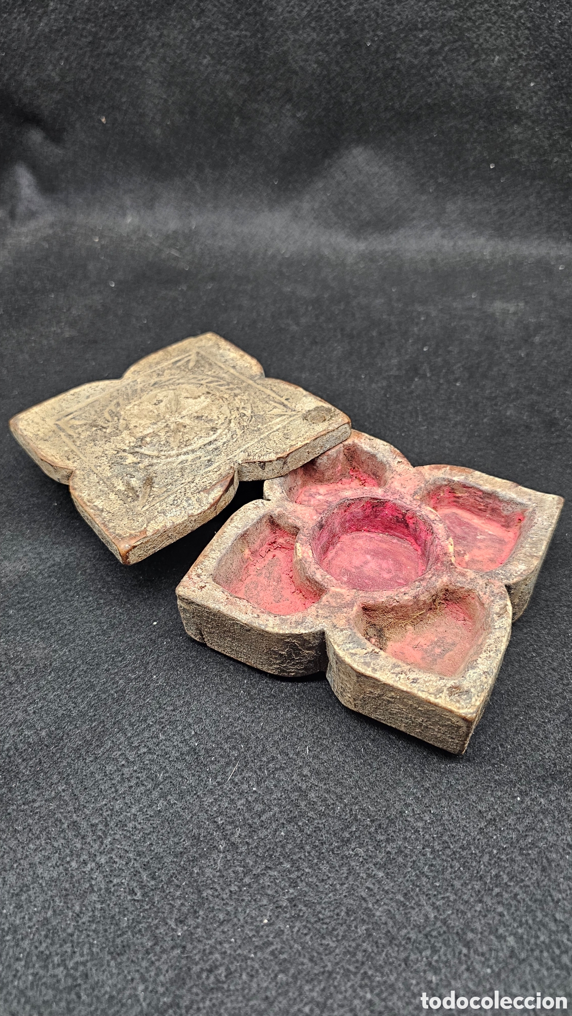 Antig&uuml;edades: Antigua caha de maquillaje / especies india