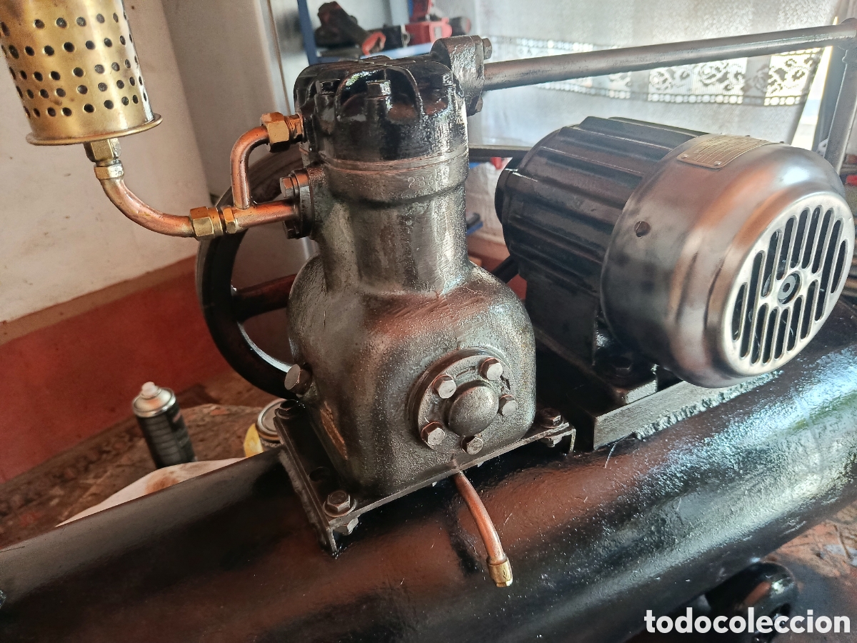 Antig&uuml;edades: Compresor antiguo cofrico - Foto 3