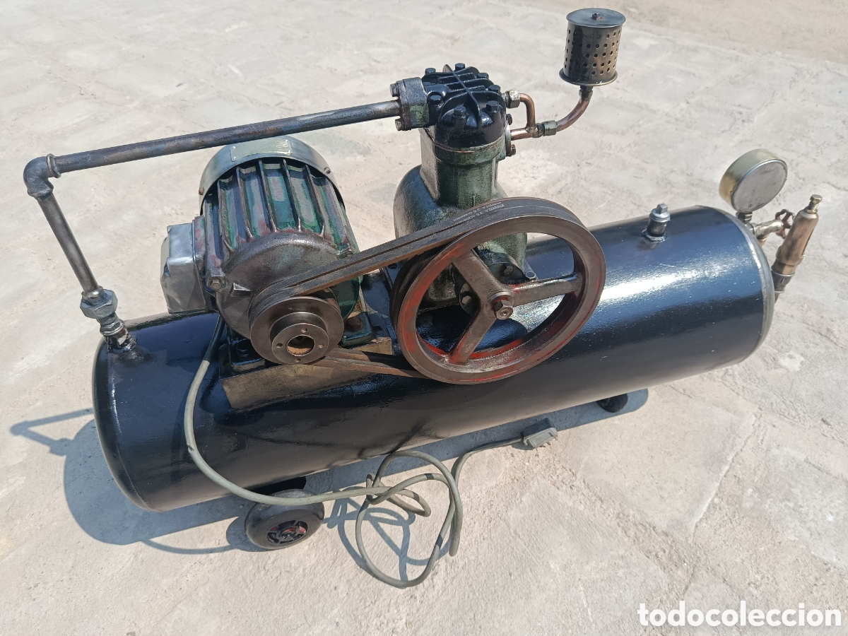 Antig&uuml;edades: Compresor antiguo cofrico - Foto 4