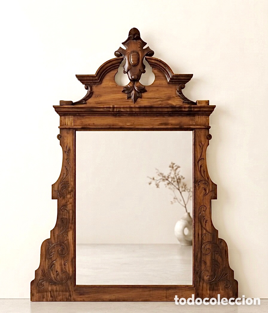 Antig&uuml;edades: Espejo Antiguo de Madera Tallada &ndash; Estilo Cl&aacute;sico / Isabelino (Siglo XIX/XX)