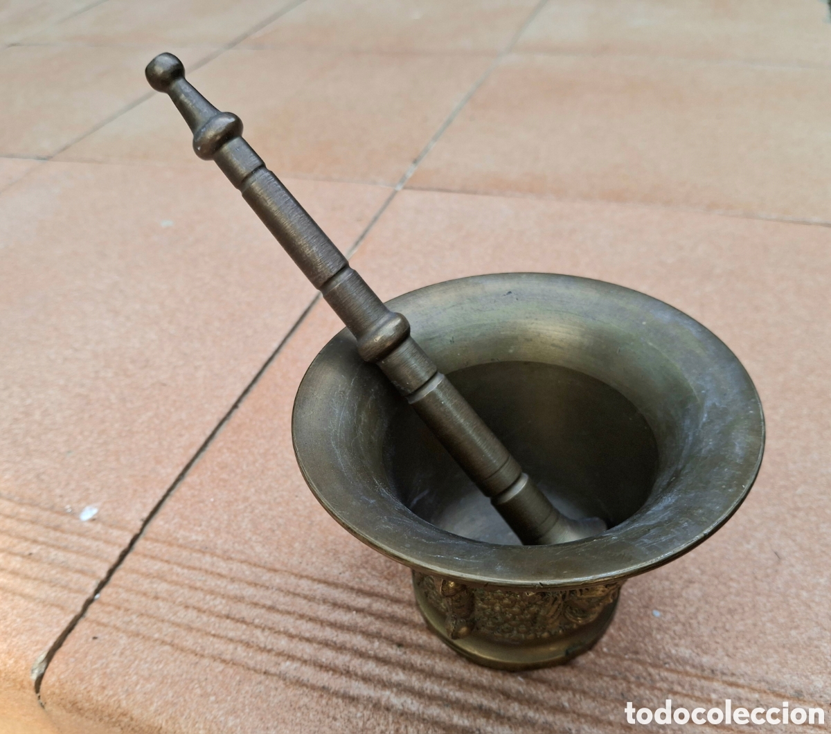Antig&uuml;edades: Antiguo Almirez o mortero de bronce