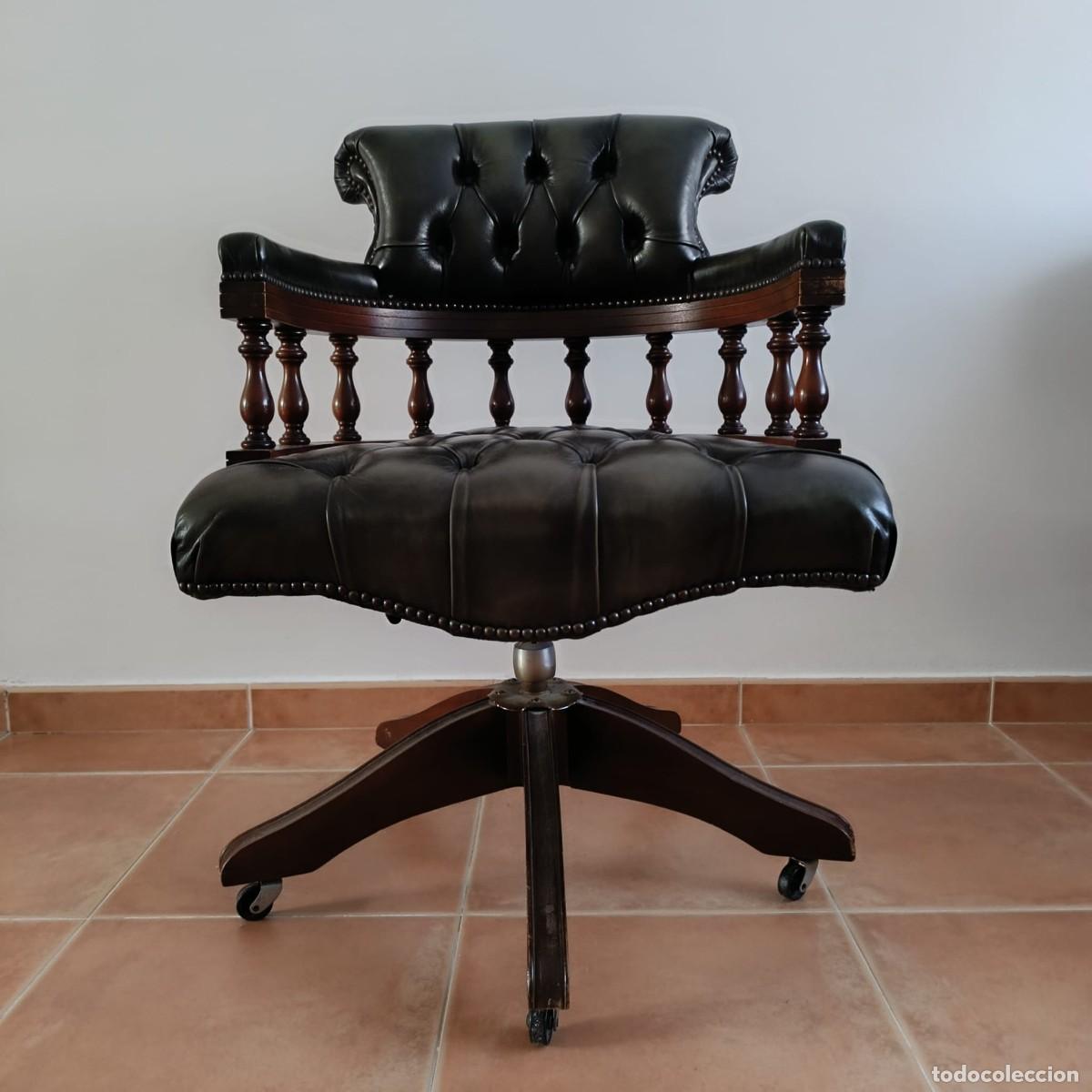 Antig&uuml;edades: SILLA DE DESPACHO CHESTERFIELD DE CUERO