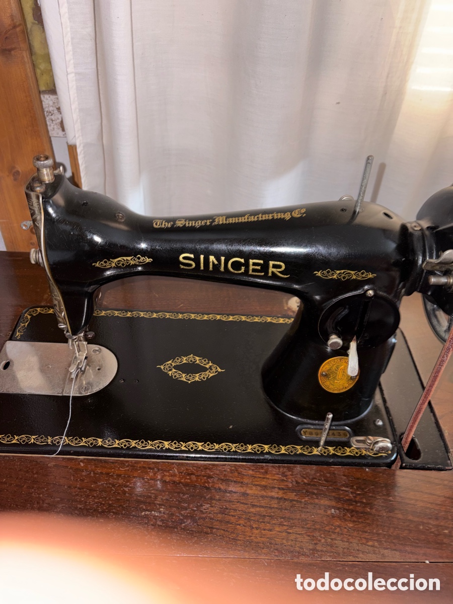 Antig&uuml;edades: M&aacute;quina coser singer 1933 con mueble original