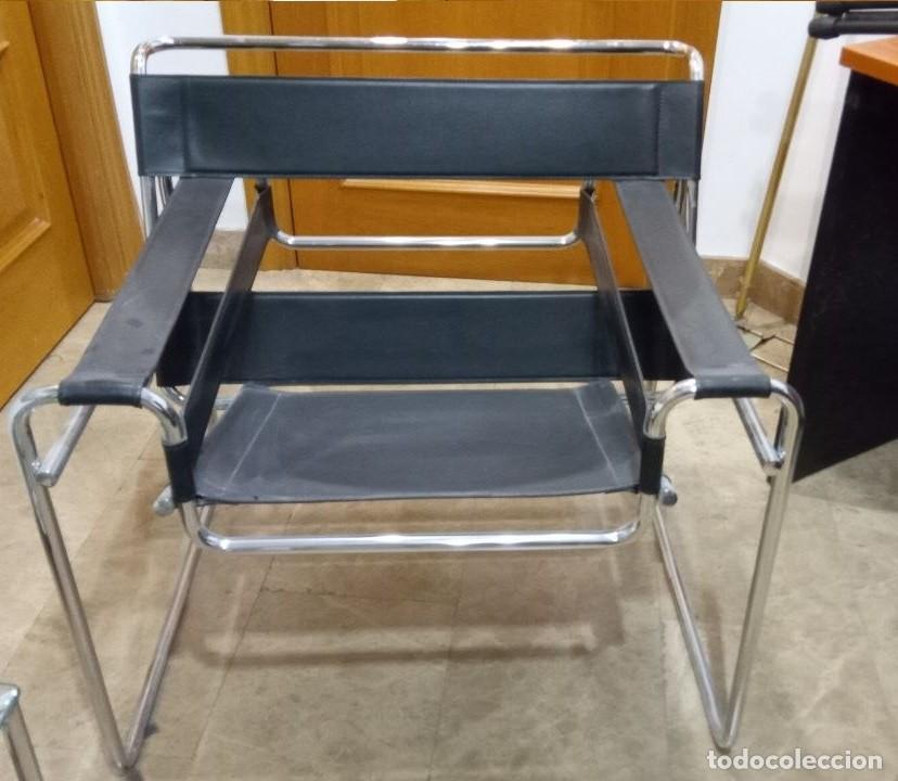 Antig&uuml;edades: tres sillas Wassily de Marcel Breuer
