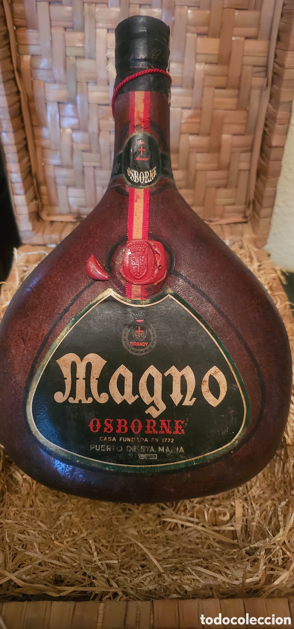 Antig&uuml;edades: Excelente botella de brandy Magno - Foto 2