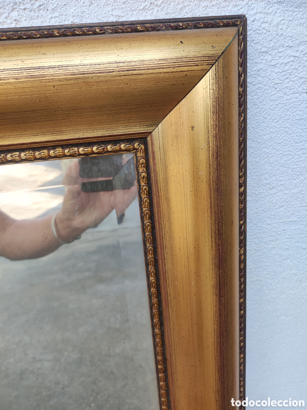 Antig&uuml;edades: Marco dorado de madera con Luna biselada - Foto 3