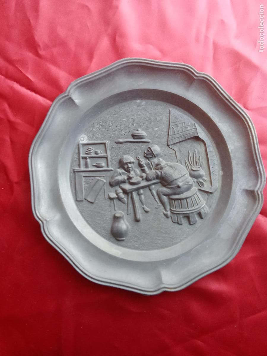 Antig&uuml;edades: Plato antiguo de esta&ntilde;o peltro o zinc V.4