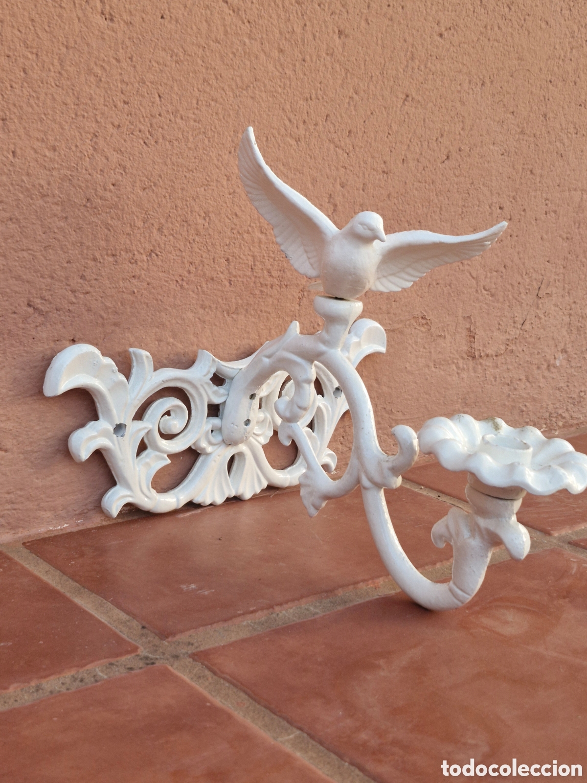 Antig&uuml;edades: PRECIOSO CANDELABRO PORTAVELAS. PARA COLGAR. DE HIERRO FUNDIDO, R&Uacute;STICO. MUY PESADO.