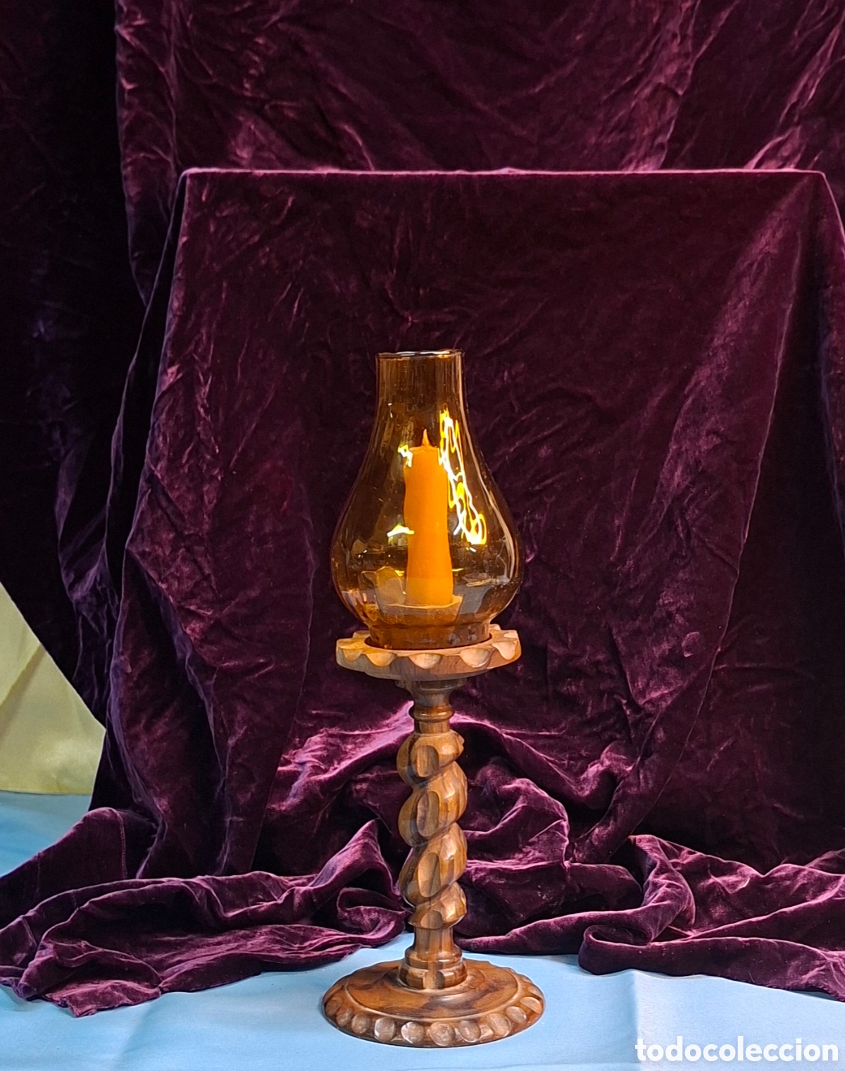 Antig&uuml;edades: Candelabro de madera tallada con tulipa &aacute;mbar - Foto 8