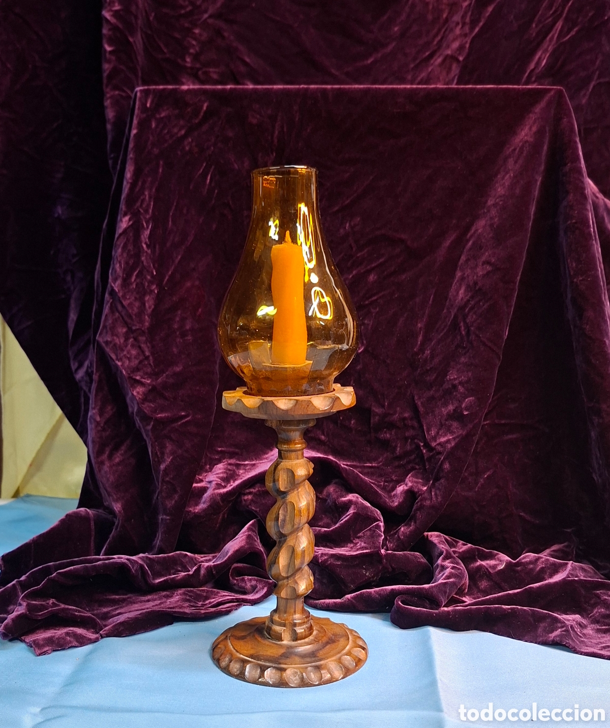 Antig&uuml;edades: Candelabro de madera tallada con tulipa &aacute;mbar - Foto 9