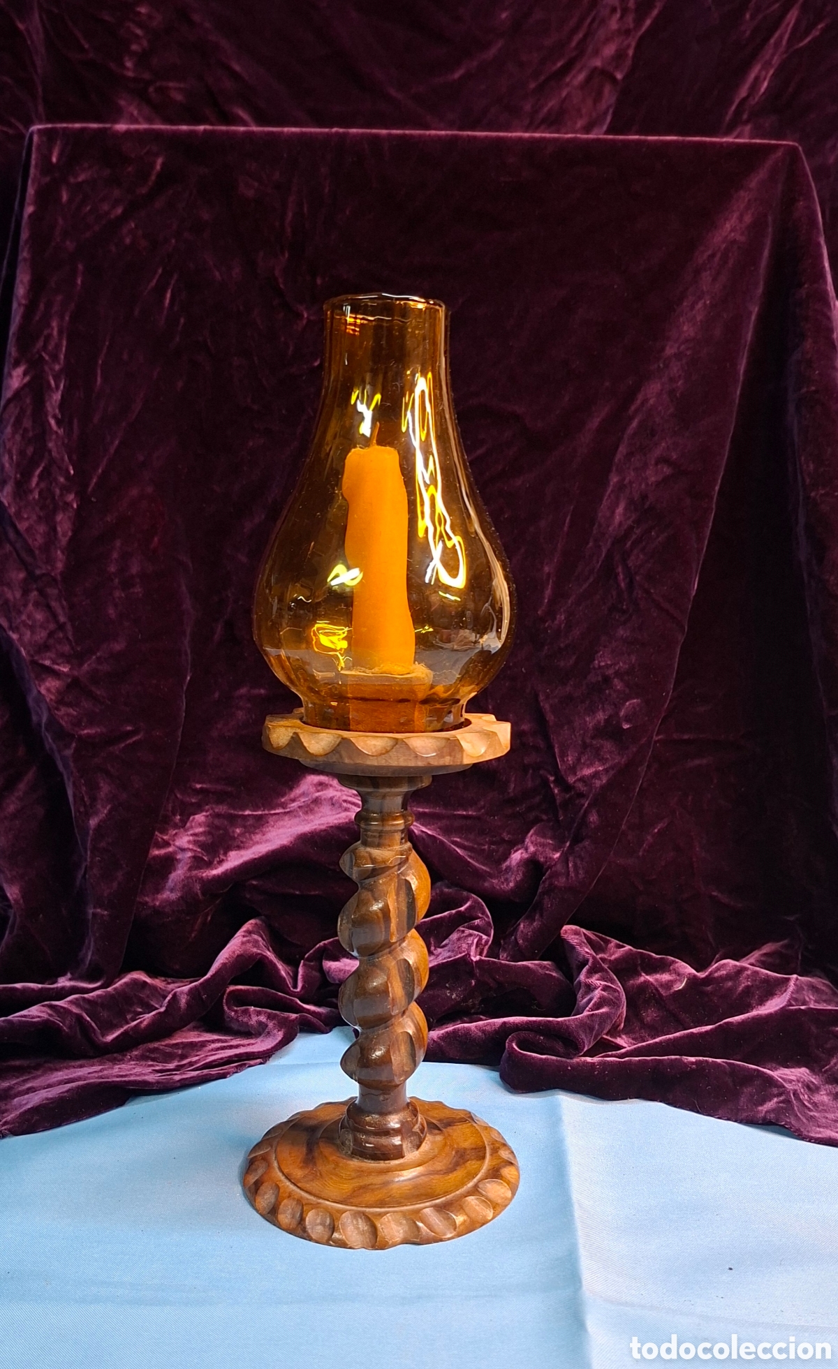 Antig&uuml;edades: Candelabro de madera tallada con tulipa &aacute;mbar - Foto 6