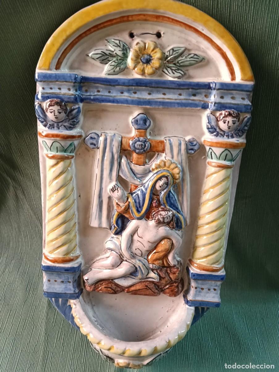 Antig&uuml;edades: Antigua Benditera de Cer&aacute;mica Esmaltada Colores SXX