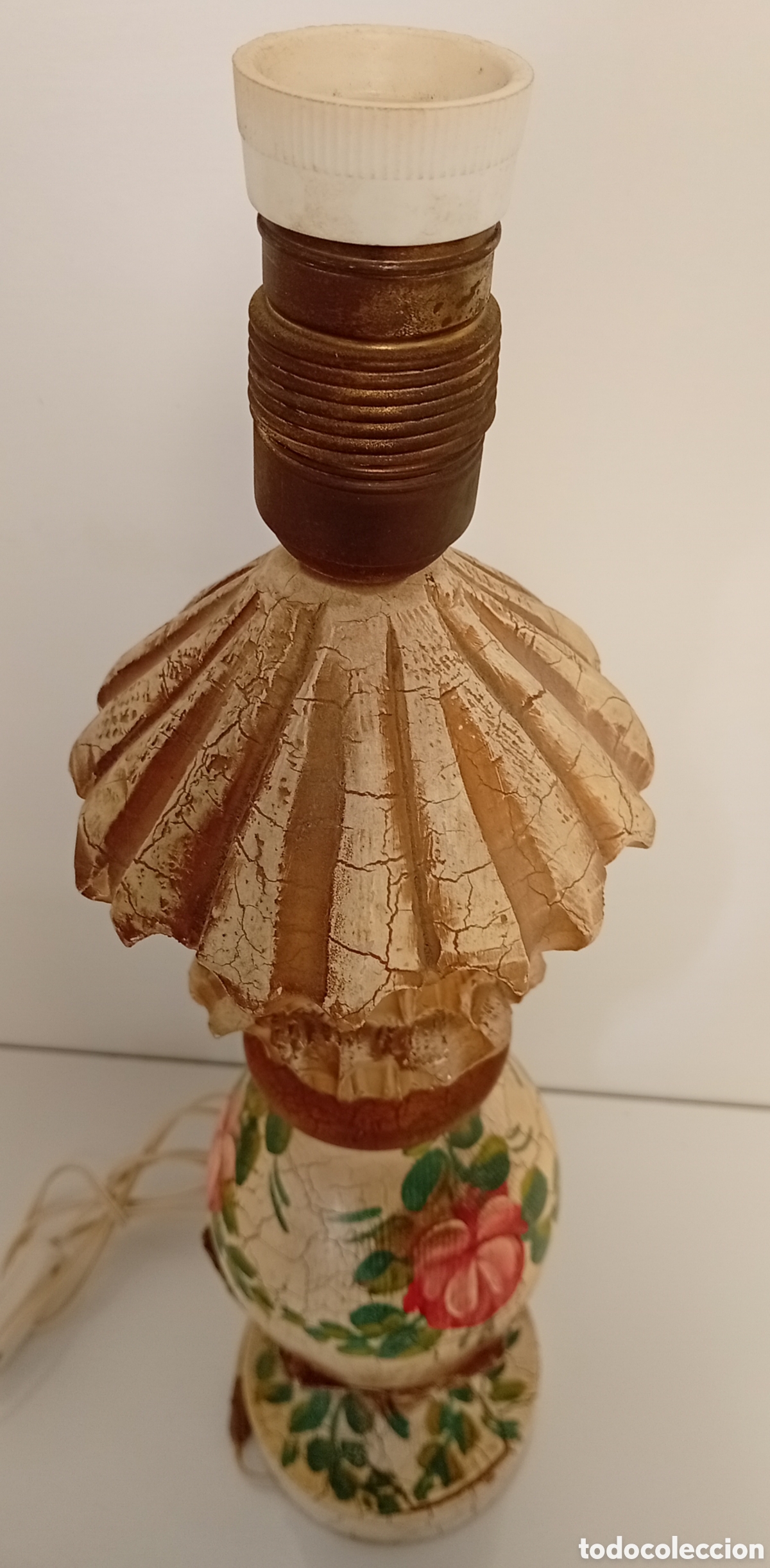 Antig&uuml;edades: .LAMPARA DE MESA DE MADERA PINTADA A MANO - Foto 3