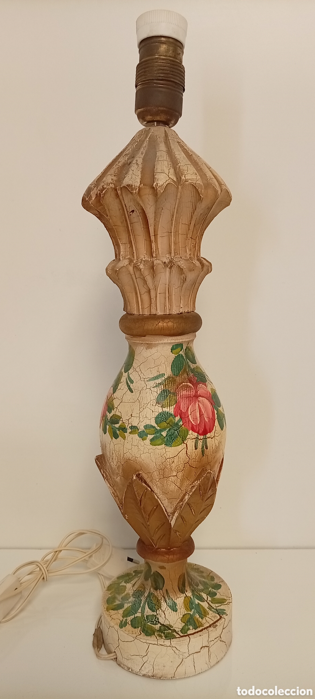 Antig&uuml;edades: .LAMPARA DE MESA DE MADERA PINTADA A MANO - Foto 1