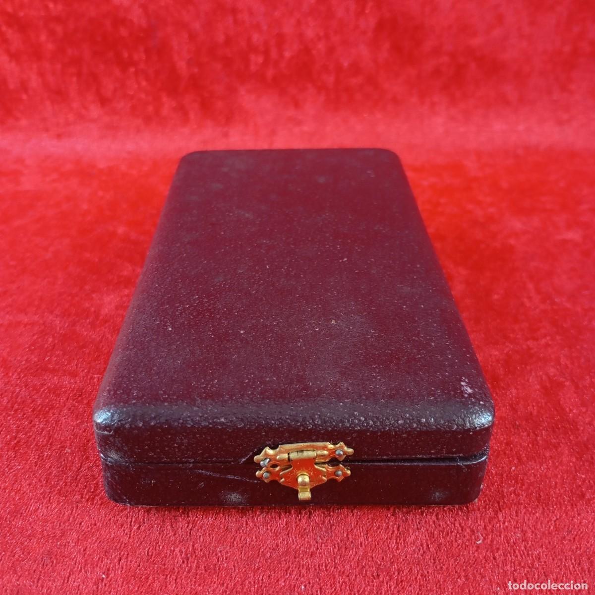 Antig&uuml;edades: ANTIGUA CAJA - PARA MEDALLA O PLACA MILITAR - CASA MEDINA - 16 X 9 X 3 CM / 2237