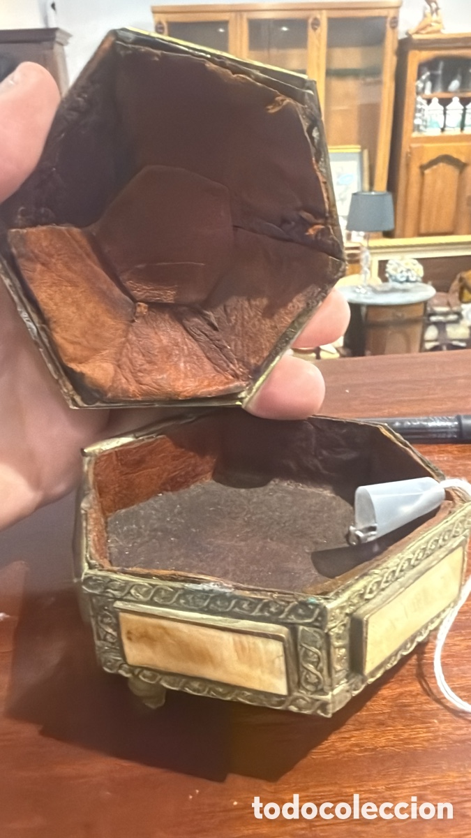 Antig&uuml;edades: CAJITA HECAGONAL HUESO BRONCE - Foto 3