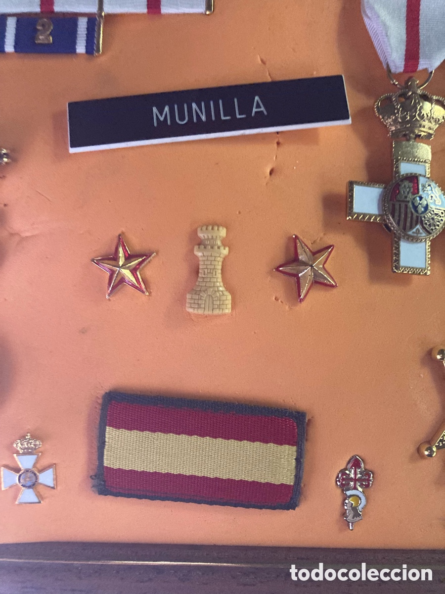 Antig&uuml;edades: Lote de medallas antiguas militar
