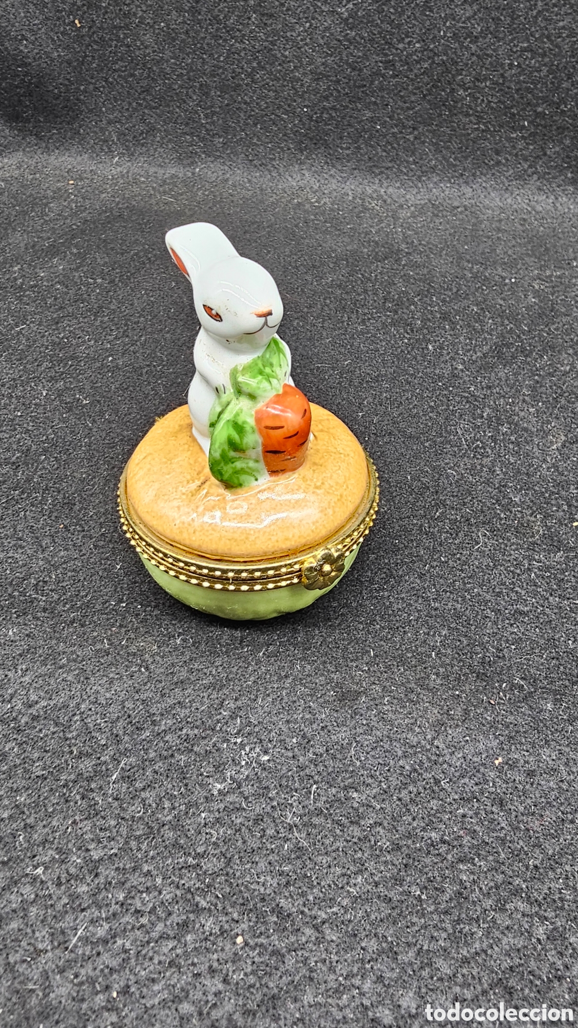 Antig&uuml;edades: Cajita de porcelana de colecci&oacute;n