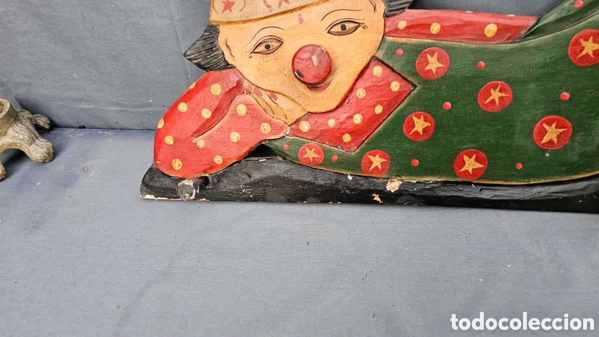 Antig&uuml;edades: Perchero de madera tallada - Foto 3