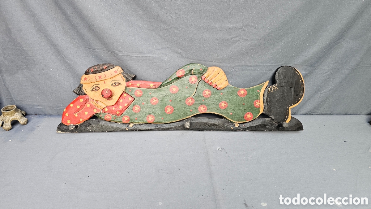 Antig&uuml;edades: Perchero de madera tallada - Foto 9