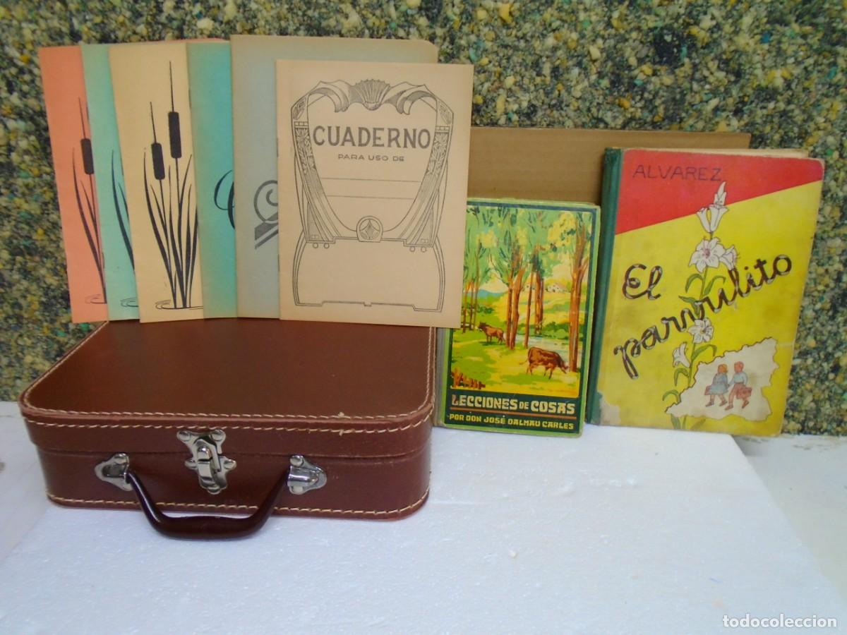 Antig&uuml;edades: ANTIGUO LOTE ESCOLAR:CABAS(MALETA)-LIBROS(2)-LIBRETAS SIN USO(6)VER FOTOS.