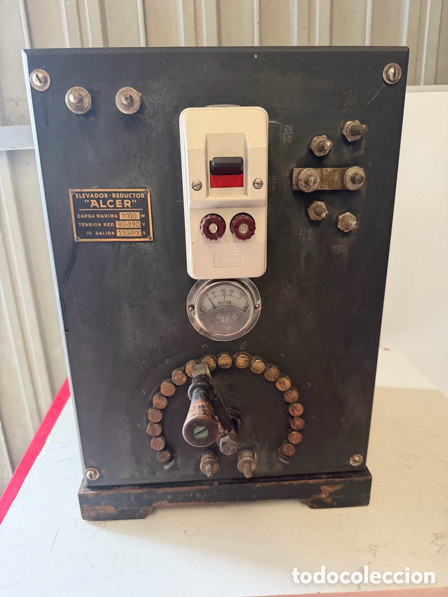 Antig&uuml;edades: Elevador-Reductor Tensi&oacute;n ALCER 3000W