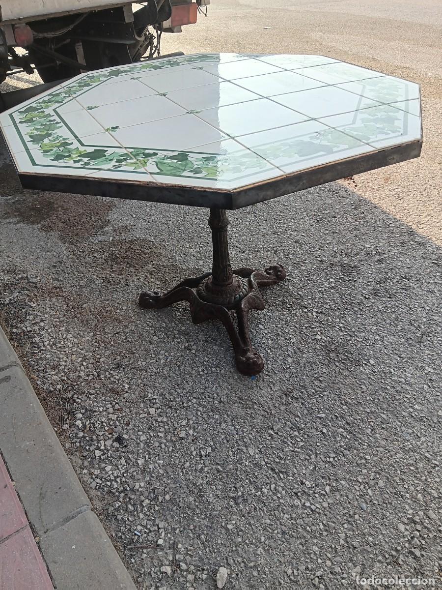 Antig&uuml;edades: mesa de jard&iacute;n V.E. Portier