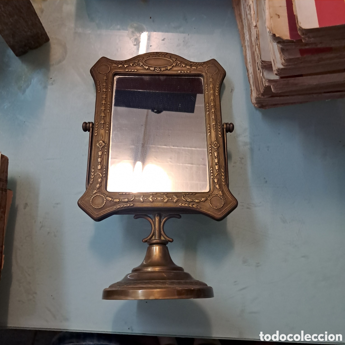 Antig&uuml;edades: Espejo port&aacute;til.en bronce - Foto 2